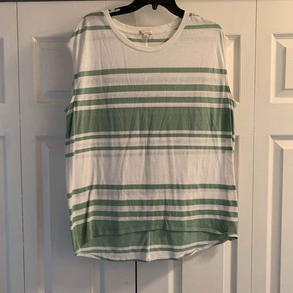 Gap Green and White Sleeveless top